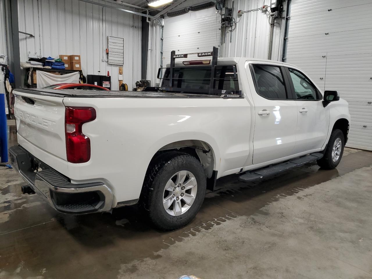 2019 CHEVROLET SILVERADO - Image 3