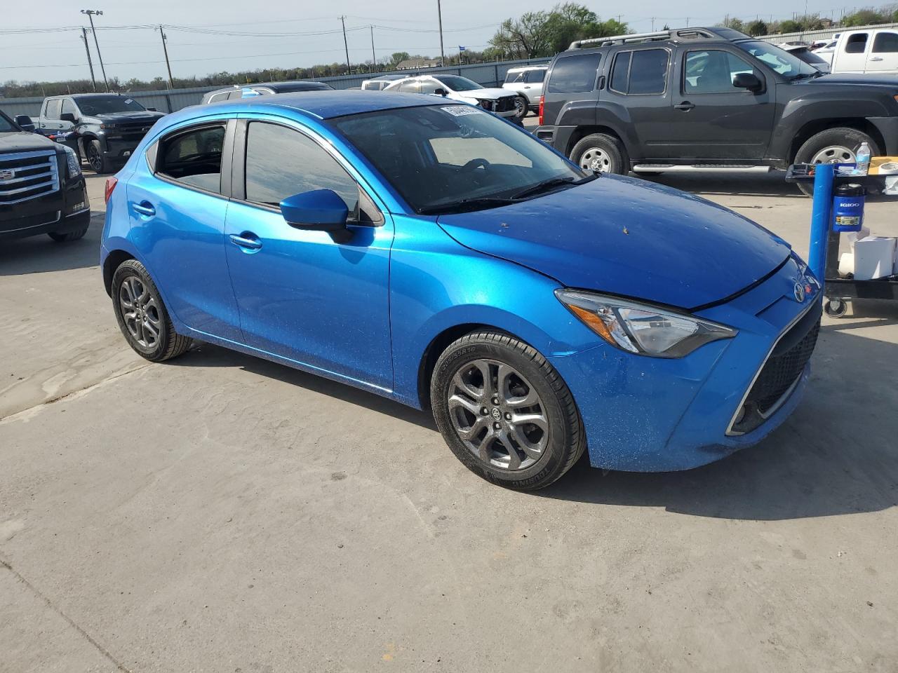 2020 TOYOTA YARIS LE - Image 4