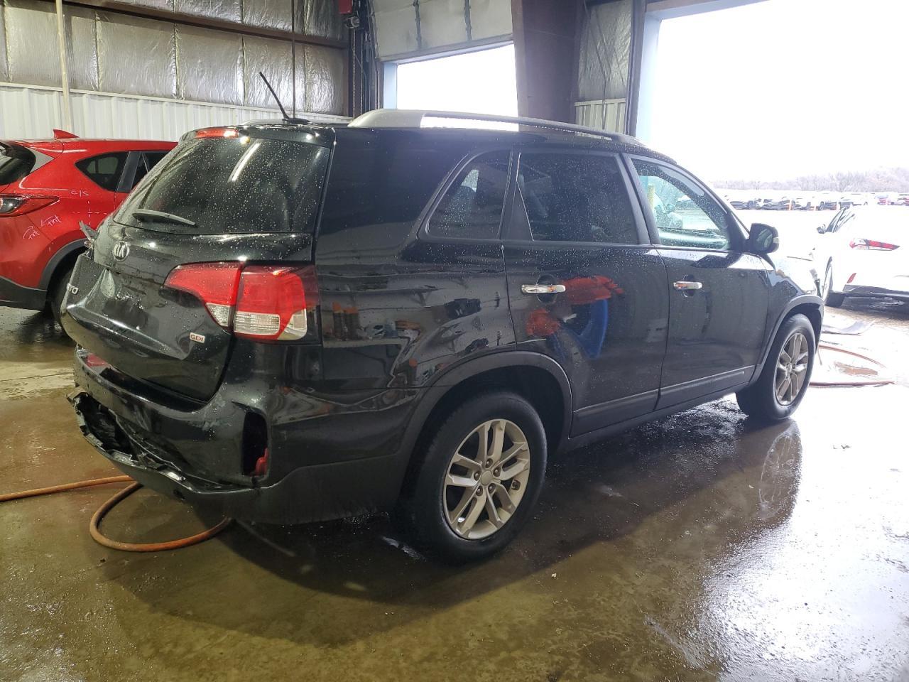 2015 KIA SORENTO LX - Image 3