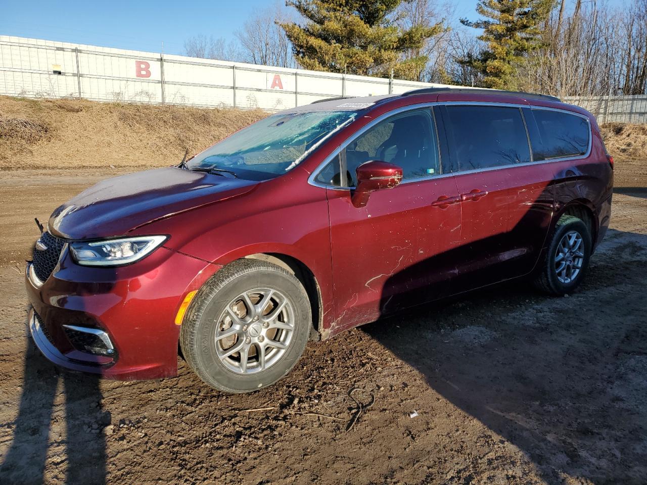 2022 CHRYSLER PACIFICA T
