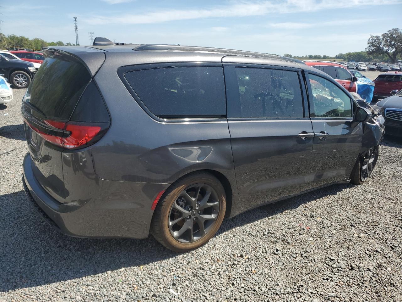 2022 CHRYSLER PACIFICA T - Image 3