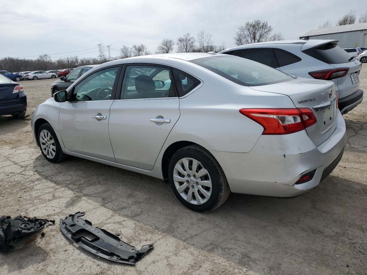 2017 NISSAN SENTRA S - Фото 2