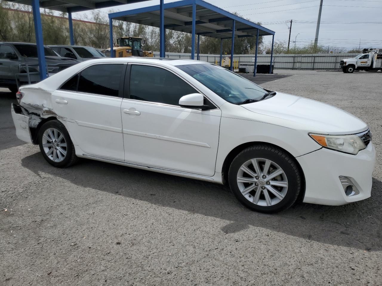 2013 TOYOTA CAMRY L - Image 4