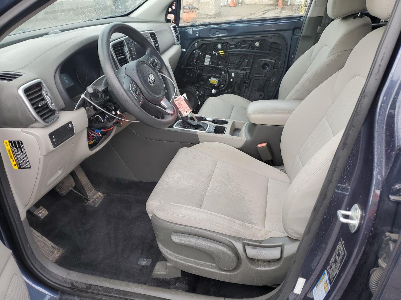 2017 KIA SPORTAGE L - Image 7