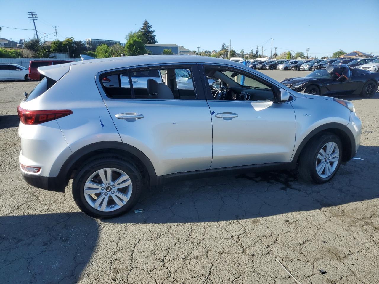 2017 KIA SPORTAGE L - Image 3
