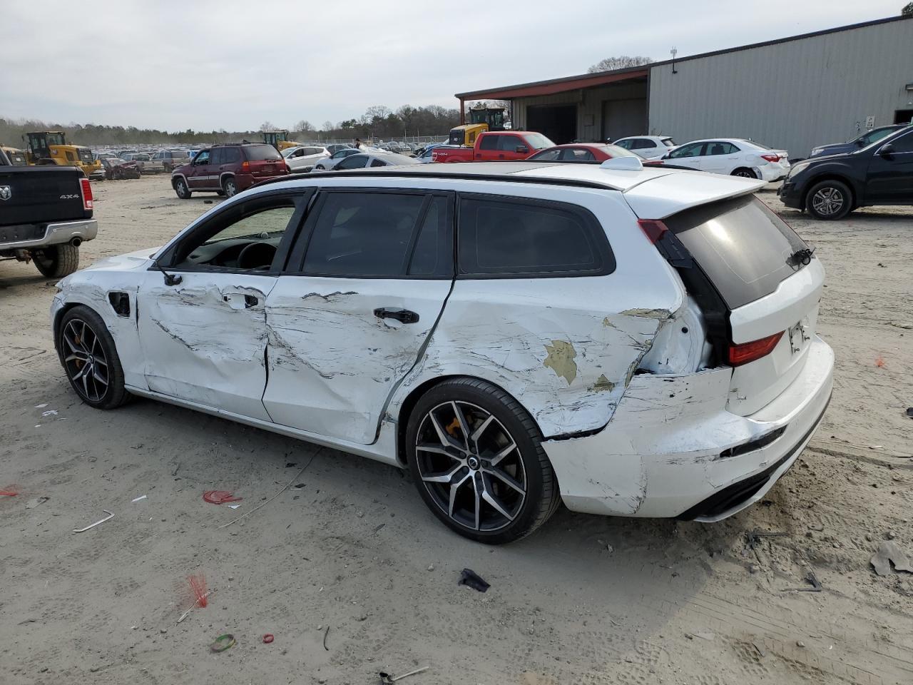 2020 VOLVO V60 POLEST - Фото 2