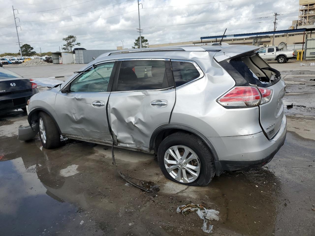 2016 NISSAN ROGUE S - Фото 2