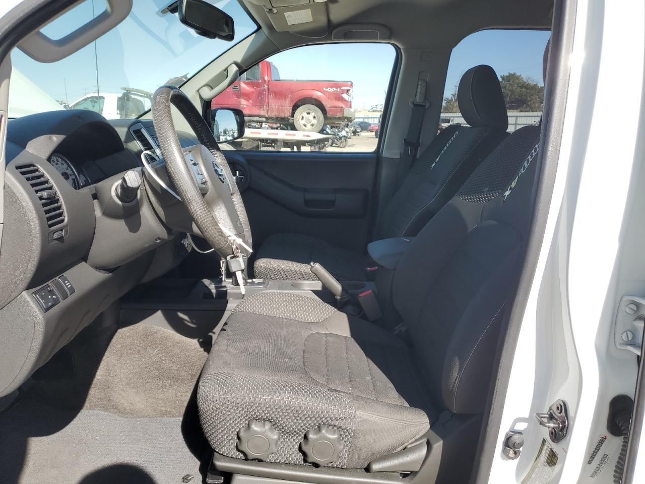 2013 NISSAN XTERRA X - Image 7