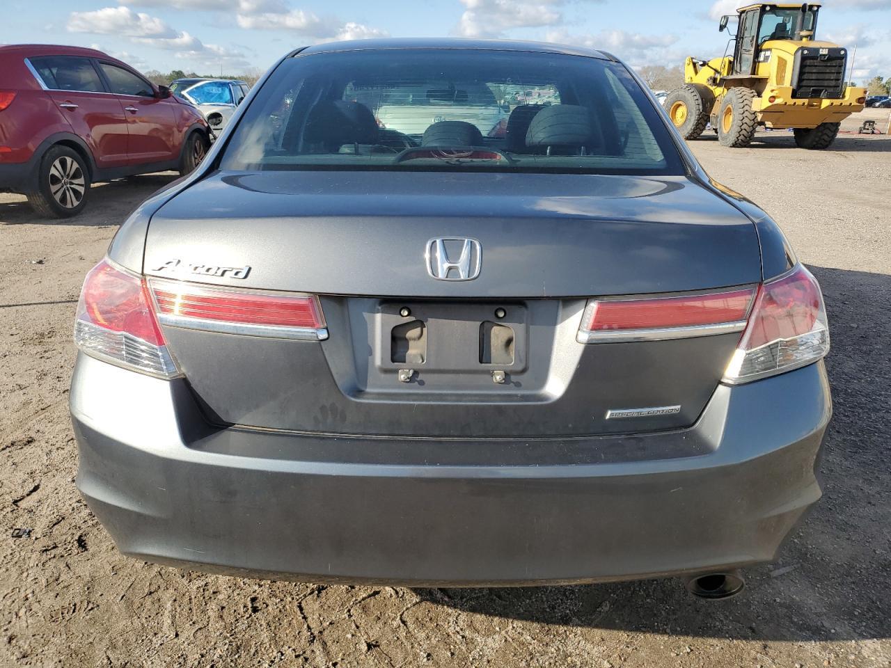 2012 HONDA ACCORD SE - Image 6