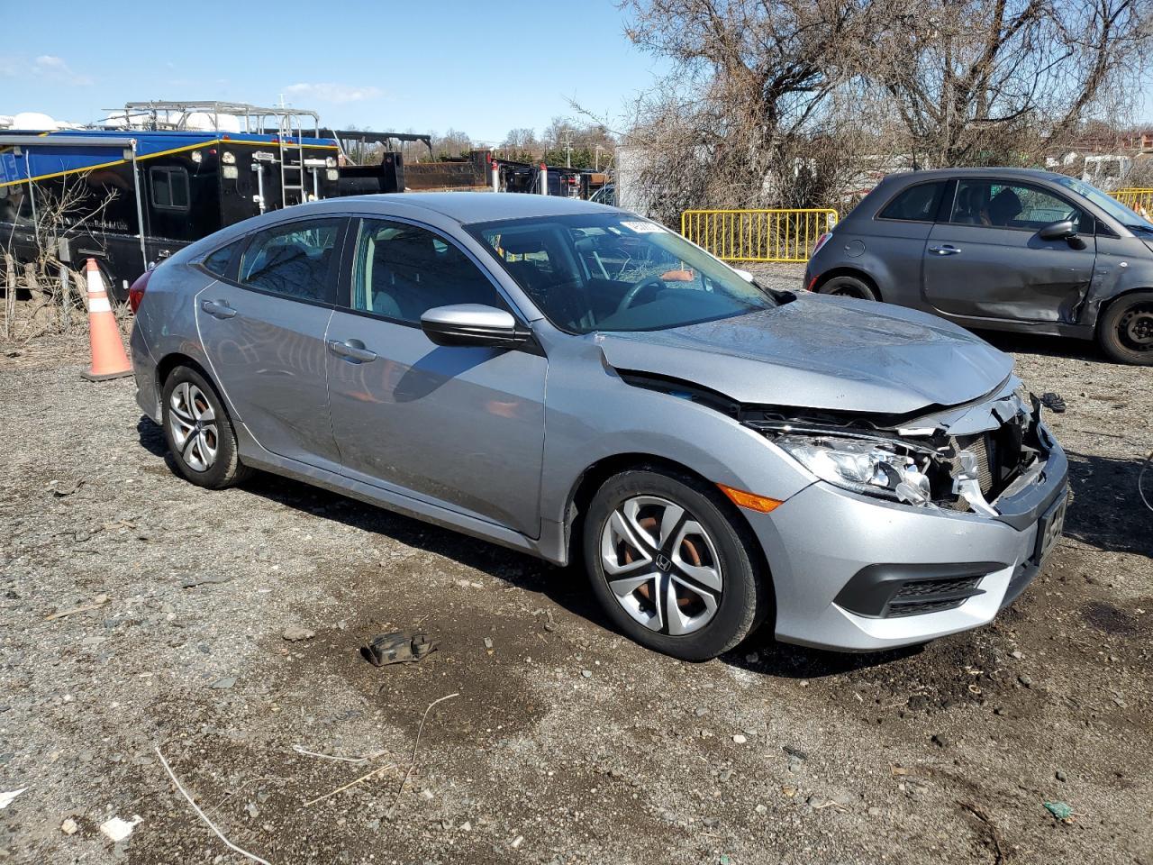 2016 HONDA CIVIC LX - Image 4