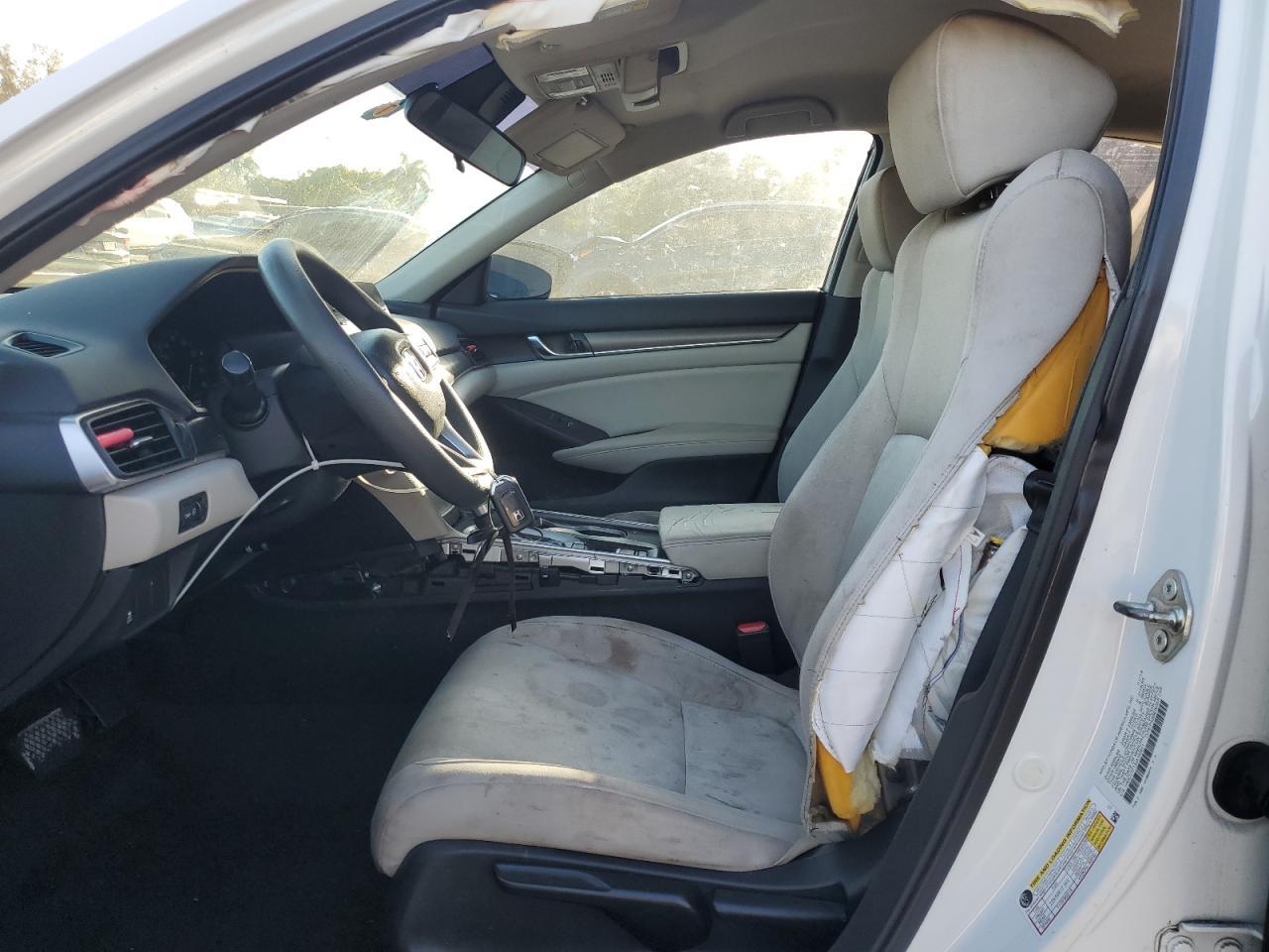 2018 HONDA ACCORD LX - Фото 7