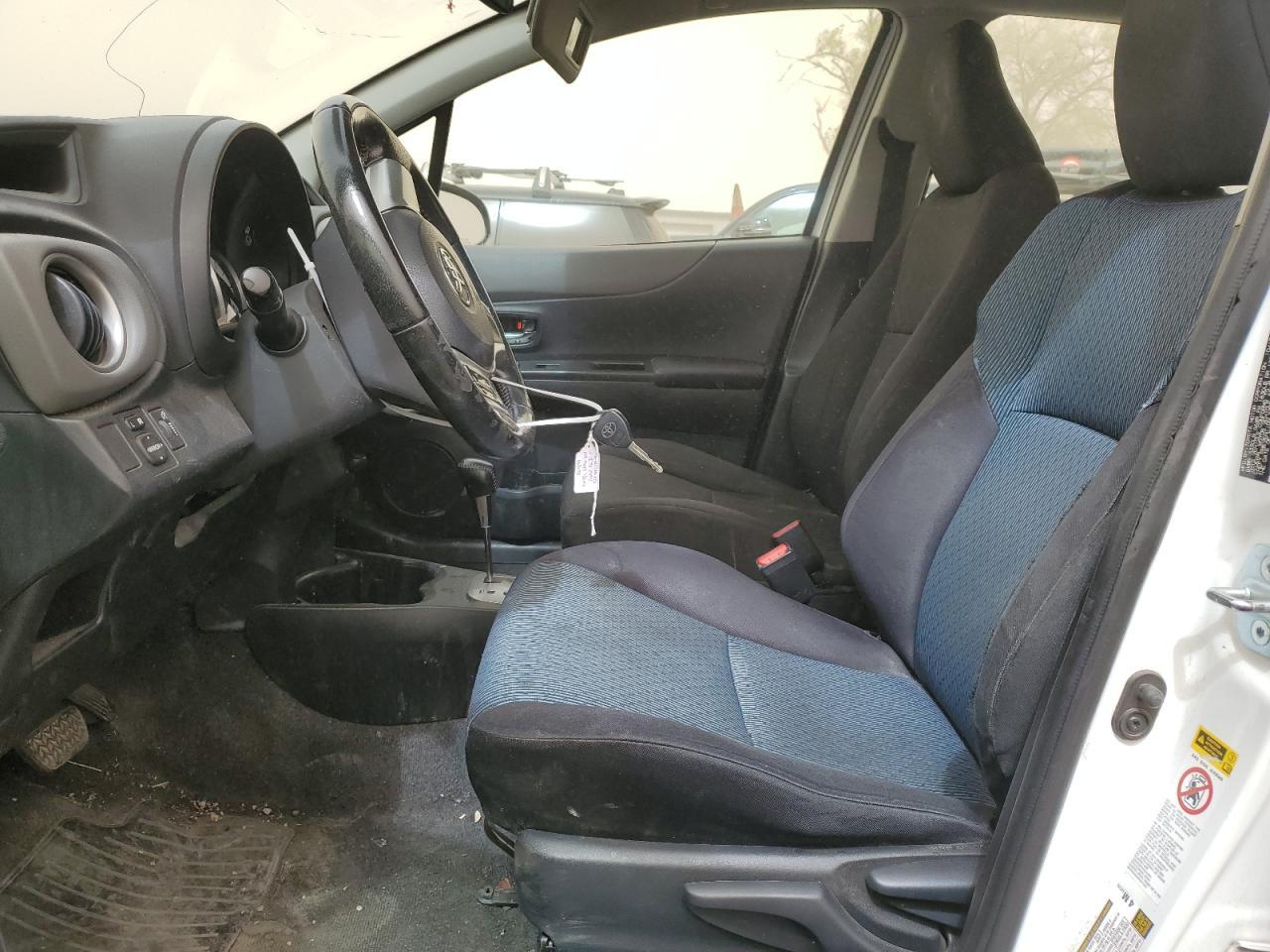 2014 TOYOTA YARIS - Фото 7