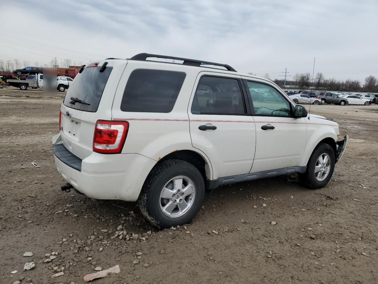 2012 FORD ESCAPE XLT - Фото 3