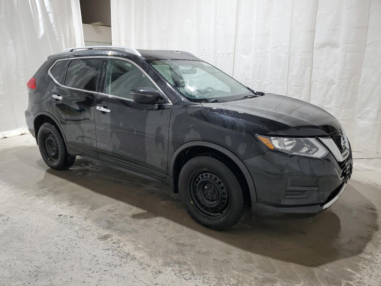 2017 NISSAN ROGUE S - Image 4