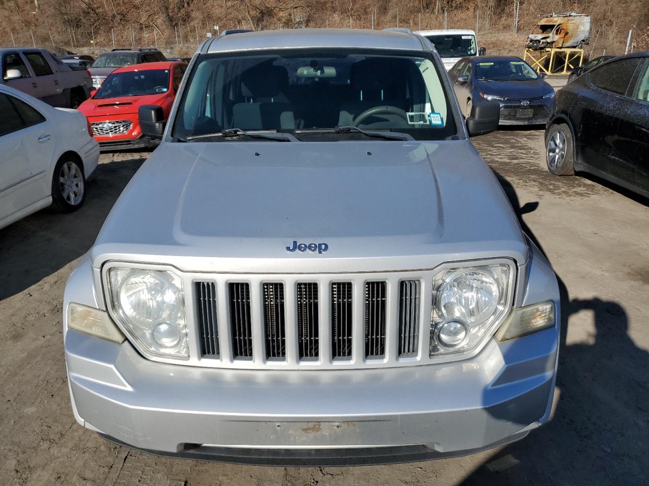 2012 JEEP LIBERTY SP - Image 5