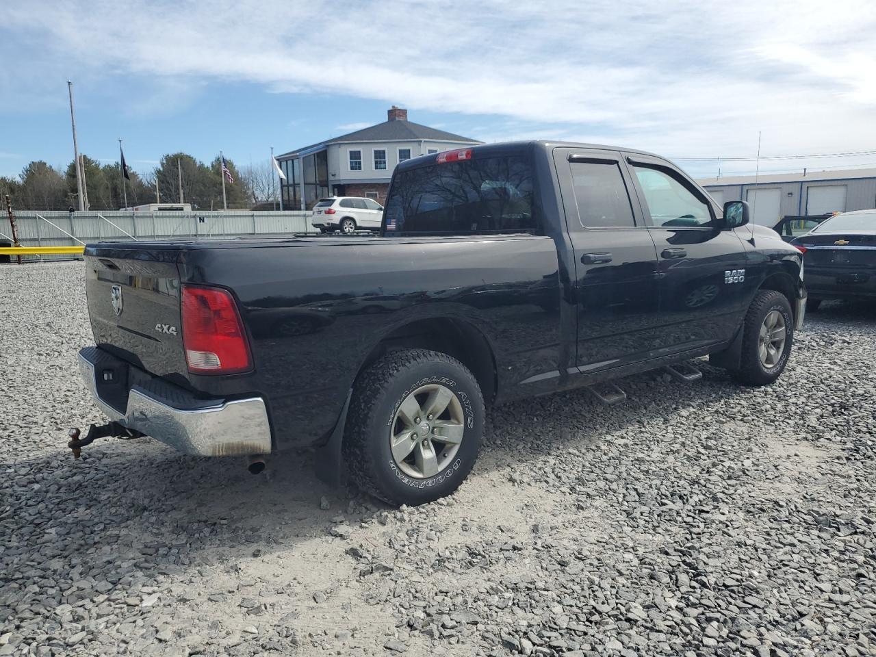 2014 RAM 1500 ST - Фото 3