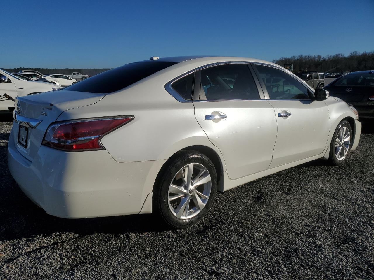 2015 NISSAN ALTIMA 2.5 - Фото 3