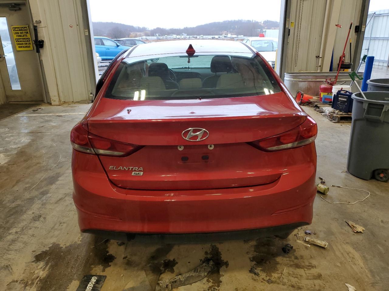 2017 HYUNDAI ELANTRA SE - Фото 6
