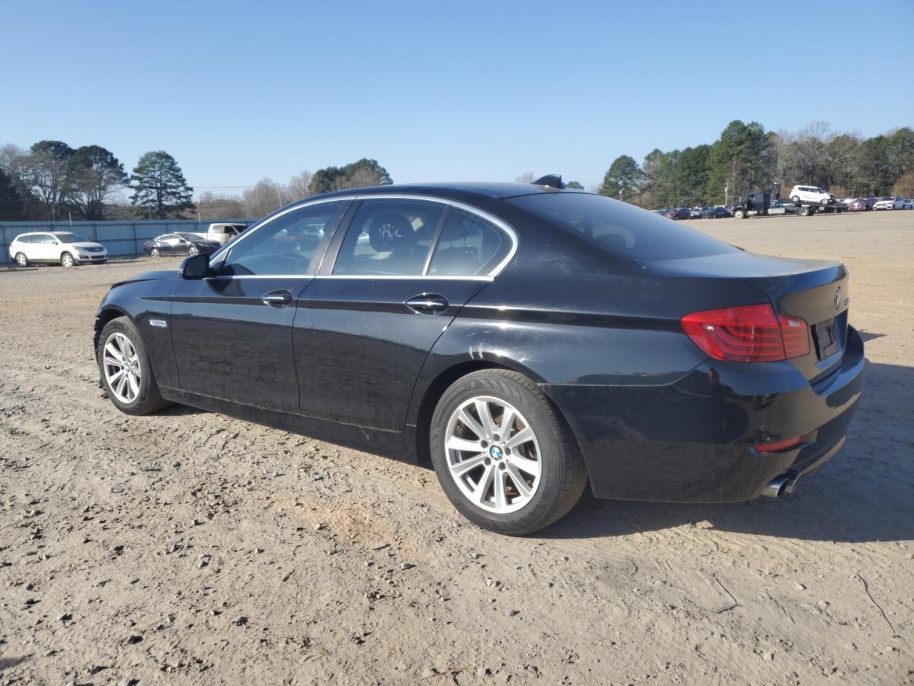 2016 BMW 528 I - Фото 2