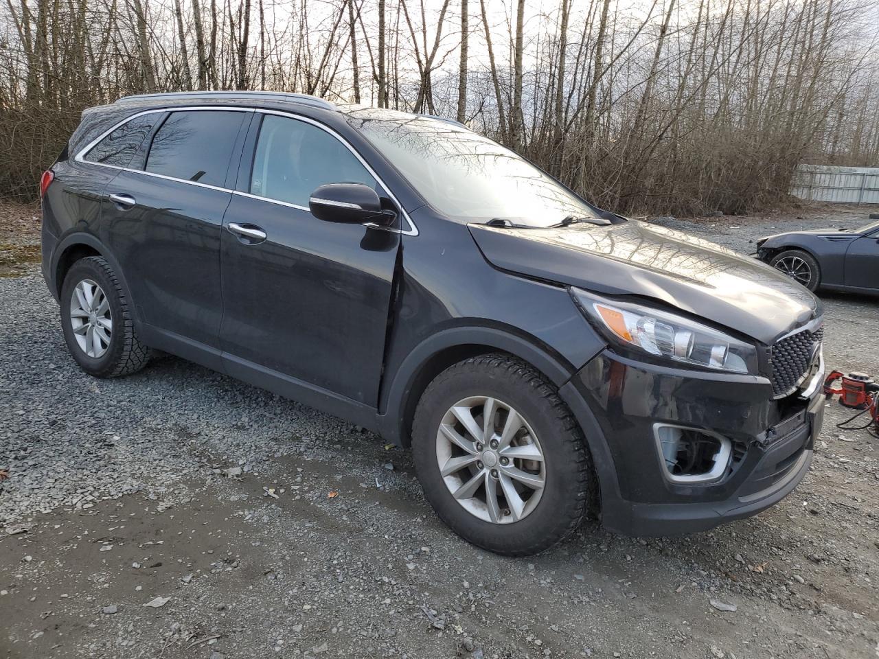 2016 KIA SORENTO LX - Image 4