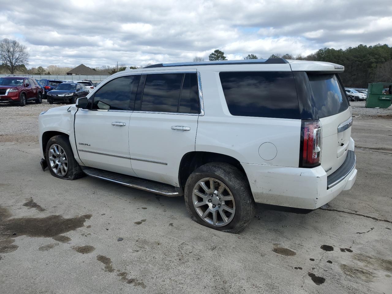 2016 GMC YUKON DENA - Фото 2