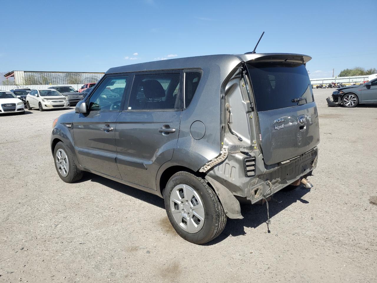 2013 KIA SOUL - Image 2