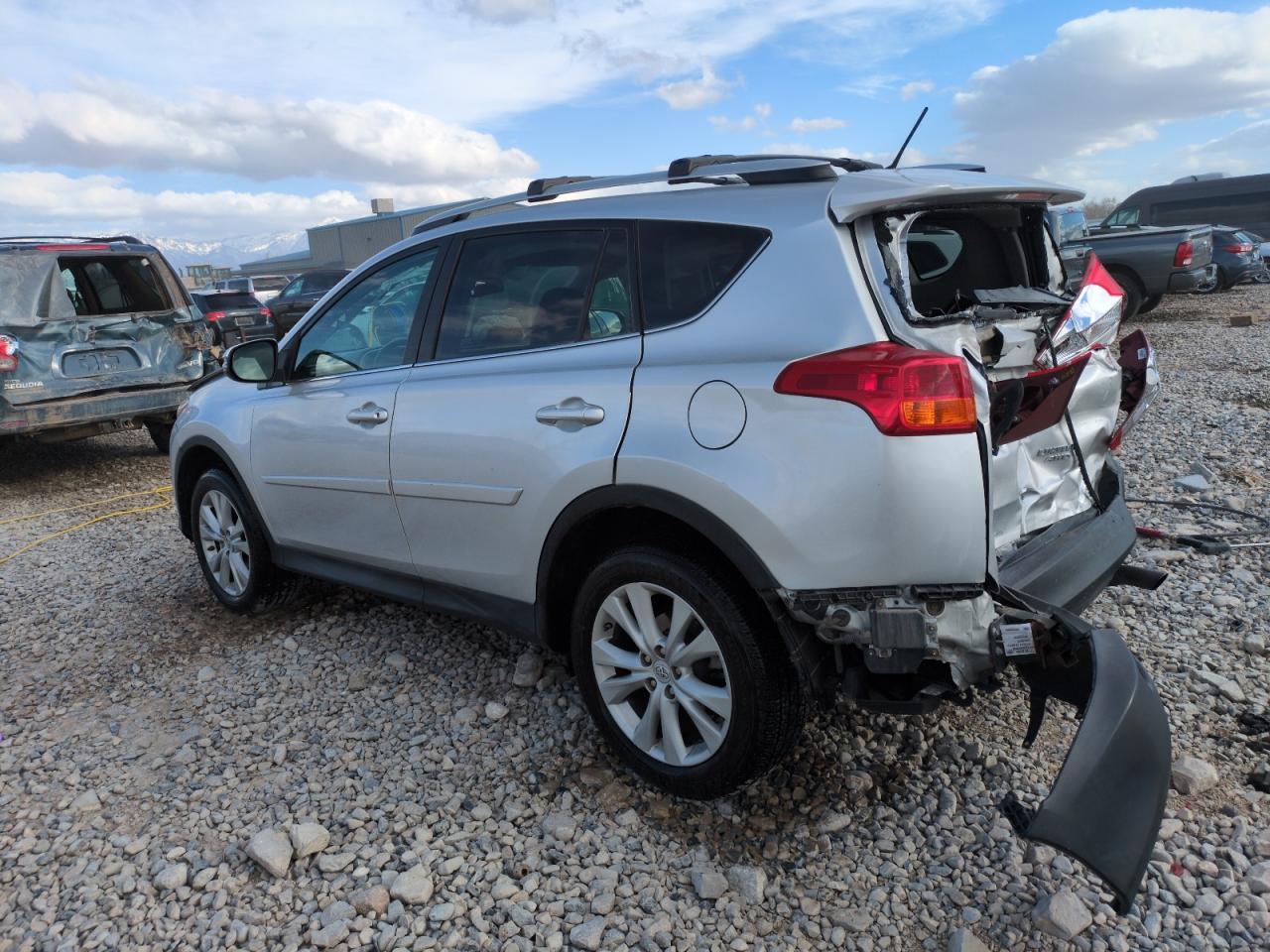2015 TOYOTA RAV4 LIMIT - Фото 2