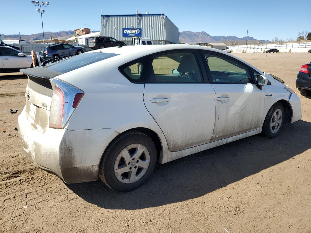 2013 TOYOTA PRIUS - Фото 3