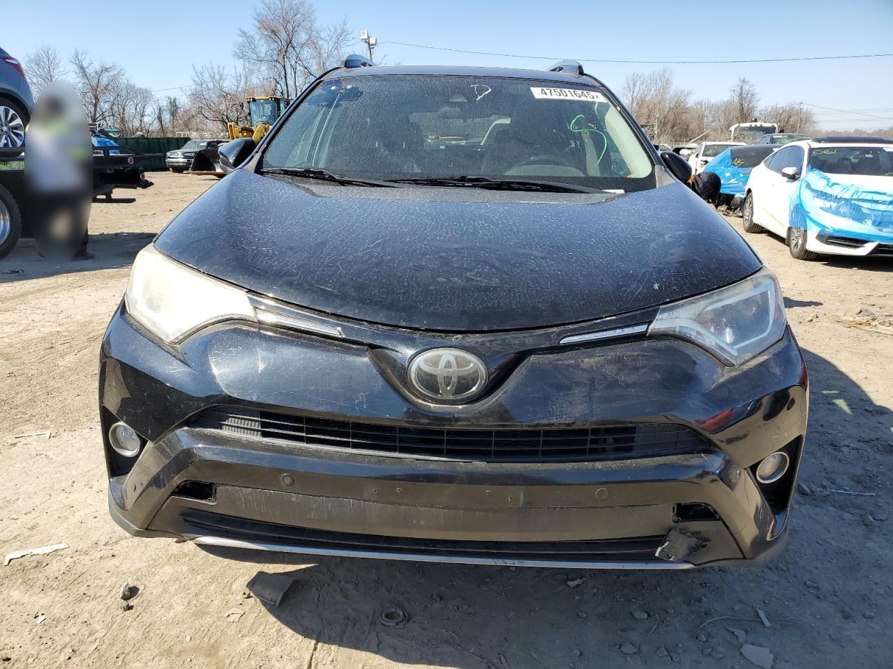 2017 TOYOTA RAV4 XLE - Фото 5
