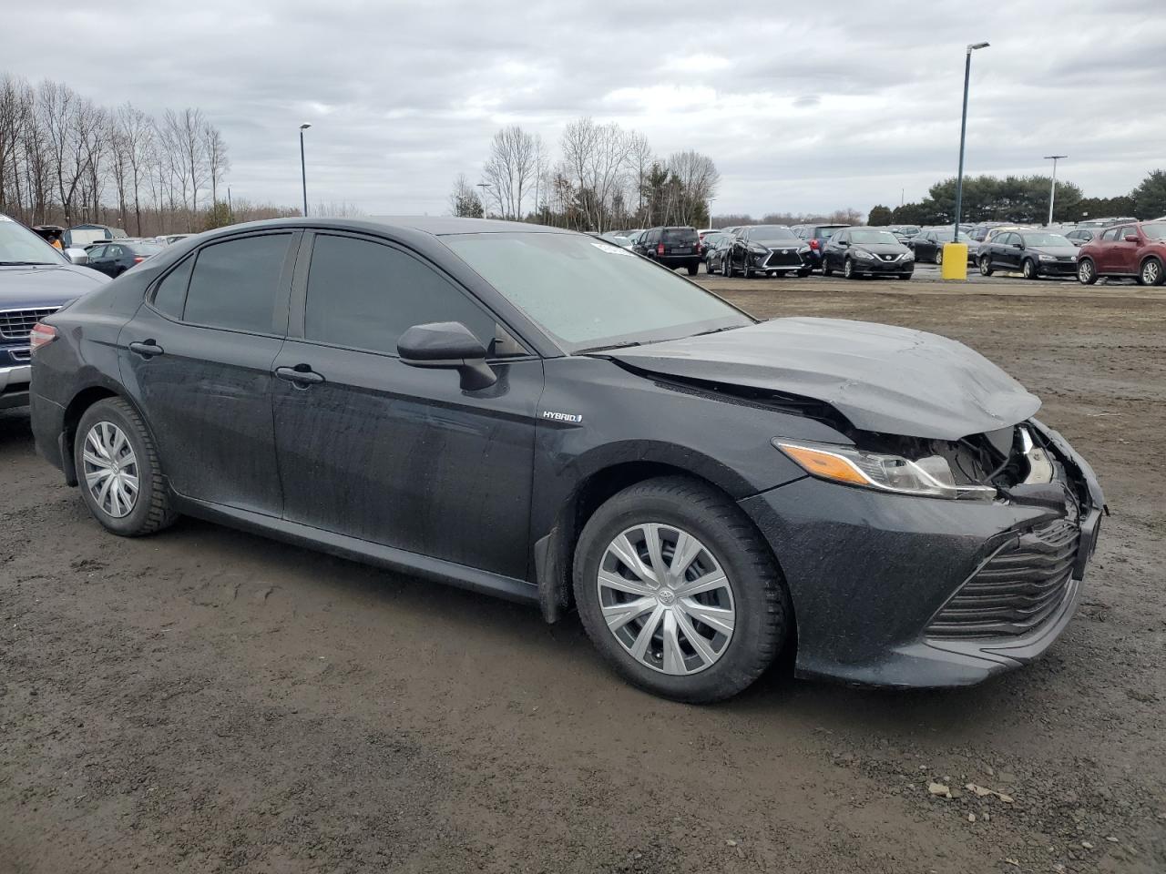 2019 TOYOTA CAMRY LE - Image 4