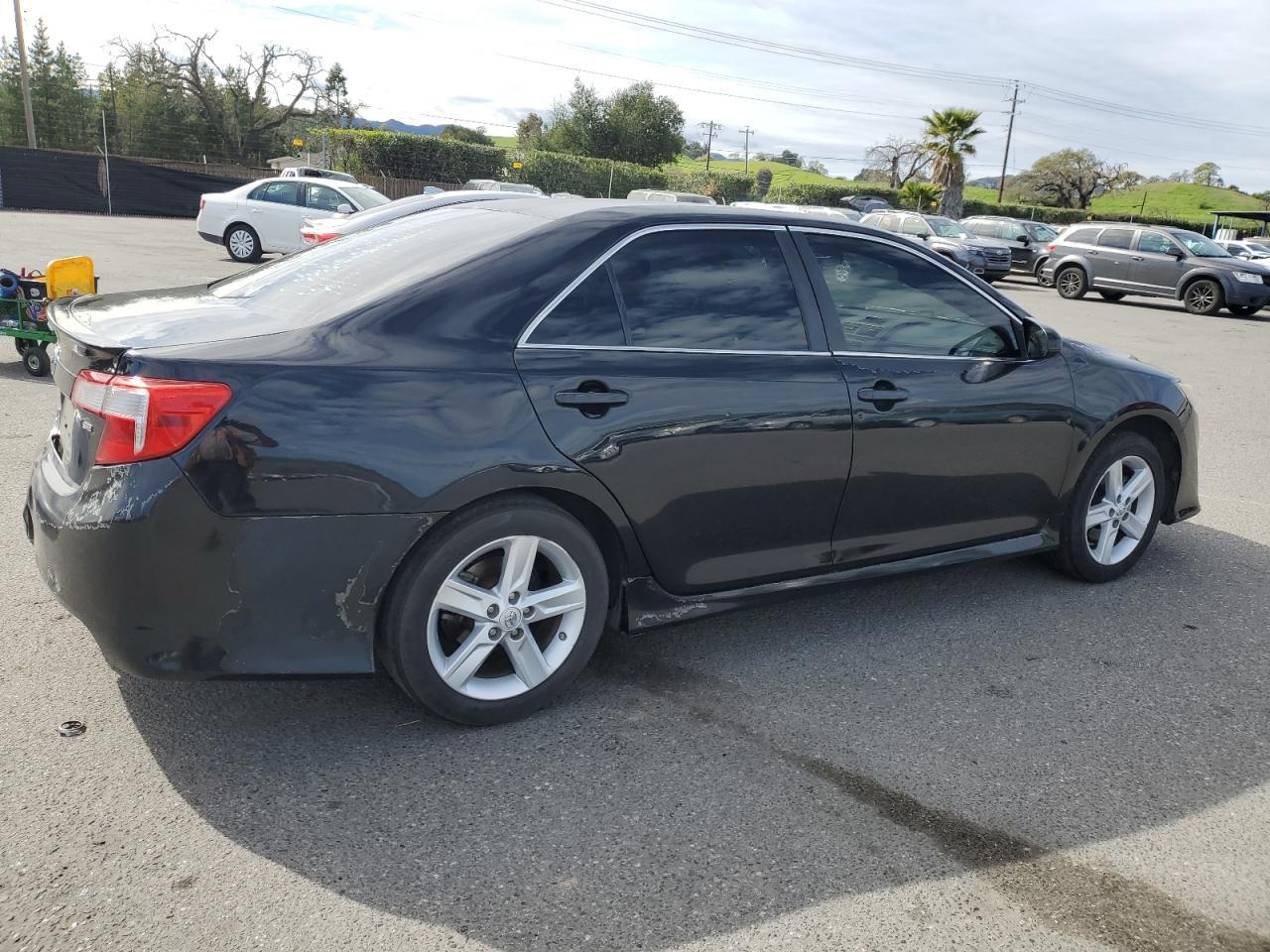 2014 TOYOTA CAMRY L - Image 3