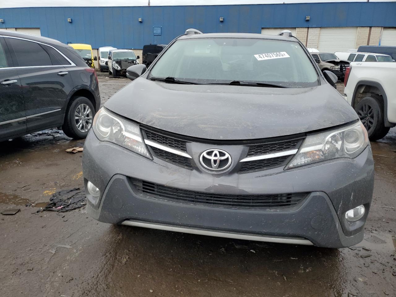 2015 TOYOTA RAV4 XLE - Фото 5