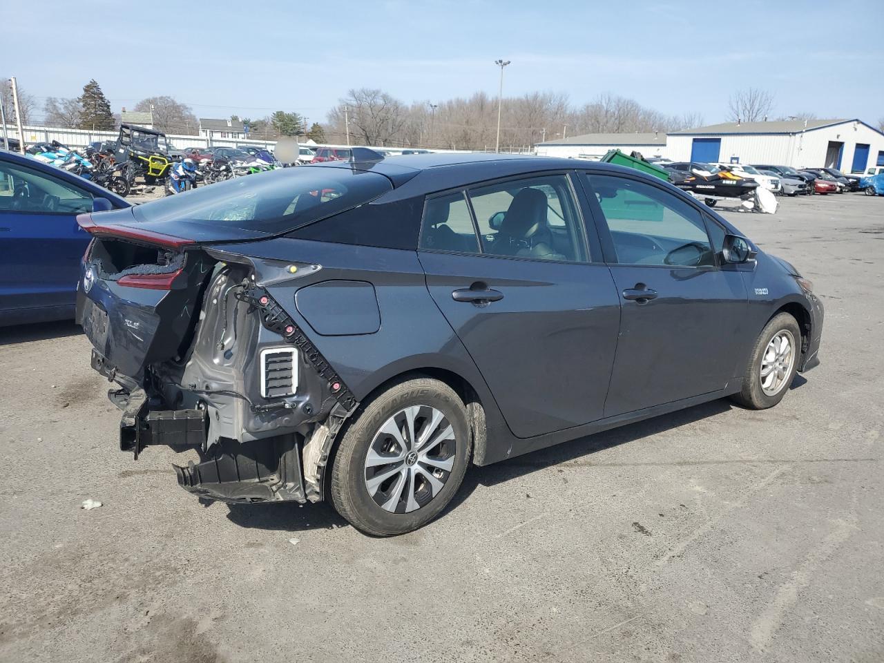 2022 TOYOTA PRIUS PRIM - Image 3