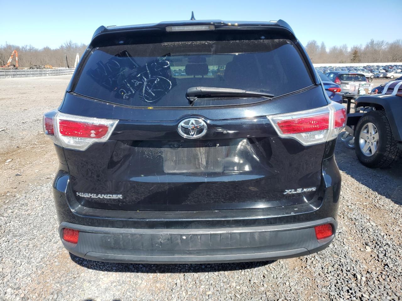 2015 TOYOTA HIGHLANDER - Фото 6