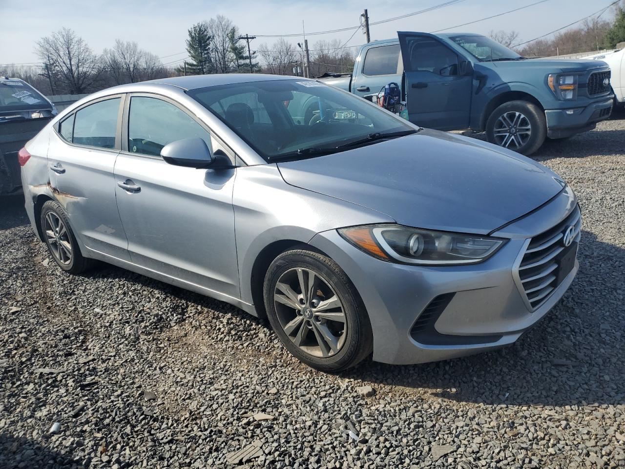 2017 HYUNDAI ELANTRA SE - Фото 4