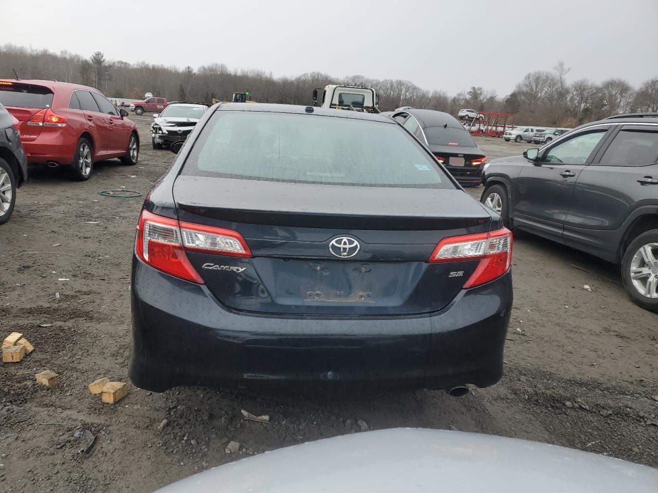 2014 TOYOTA CAMRY L - Image 6