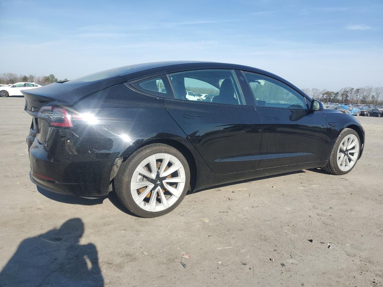 2022 TESLA MODEL 3 - Image 3