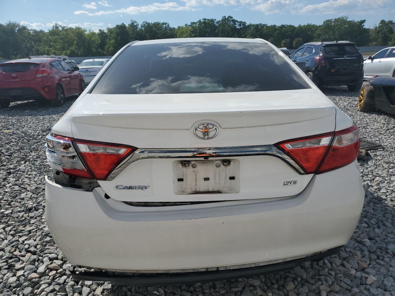 2015 TOYOTA CAMRY LE - Image 6