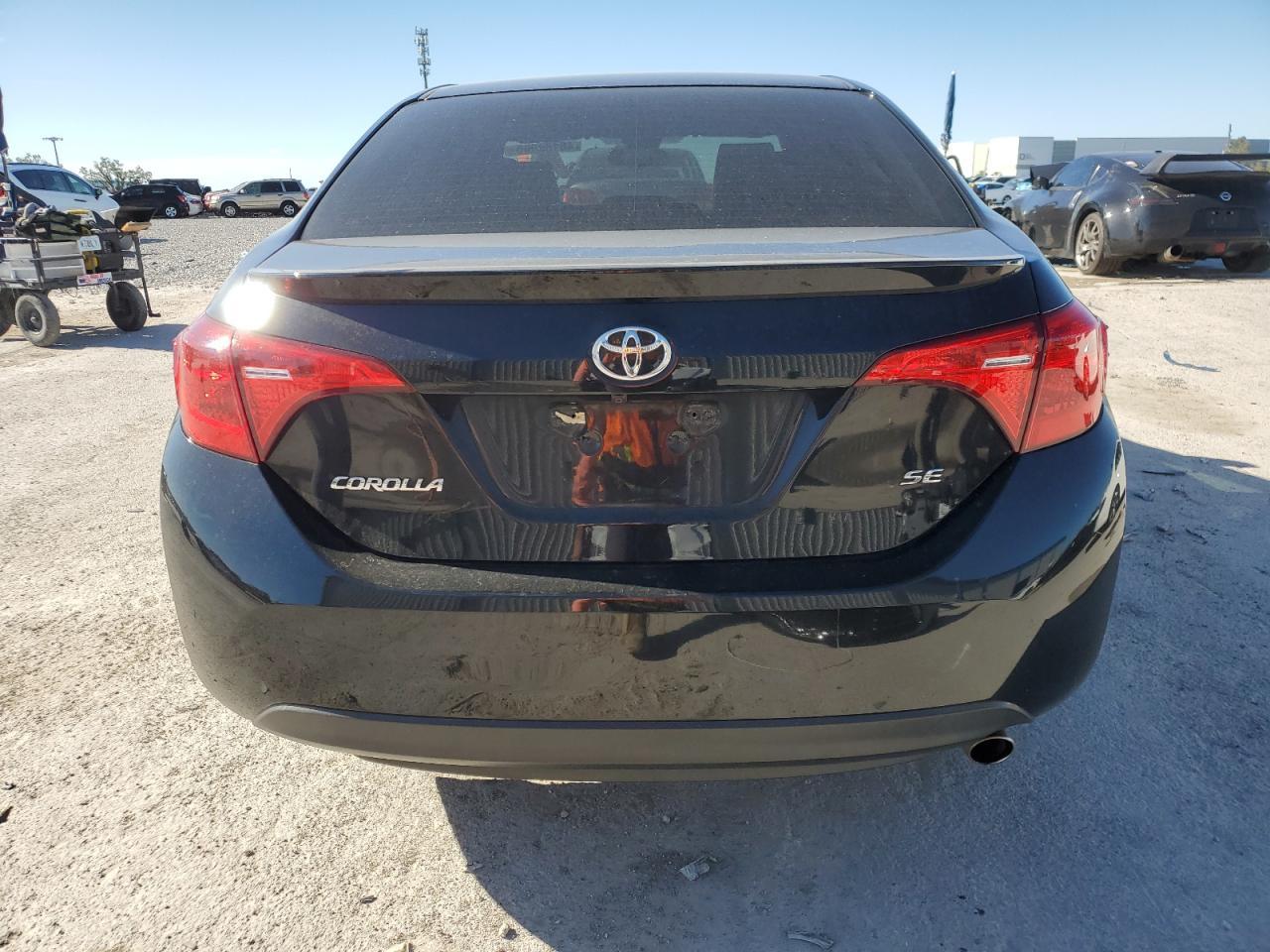 2019 TOYOTA COROLLA L - Фото 6