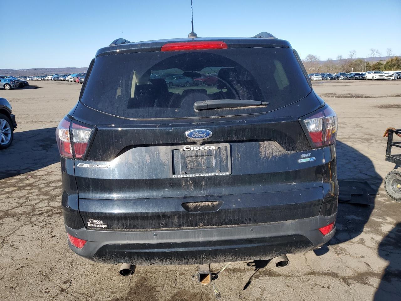2017 FORD ESCAPE SE - Image 6