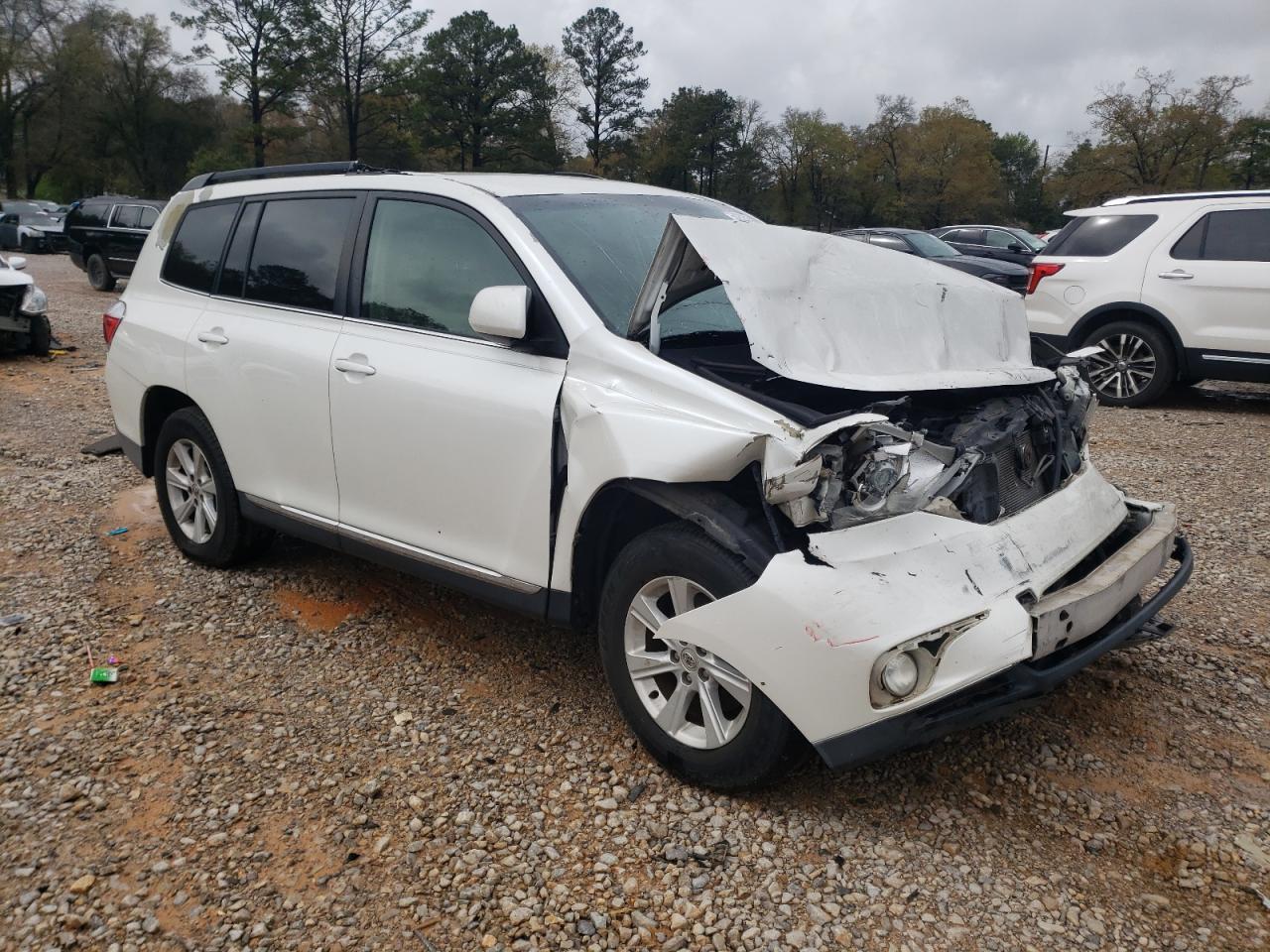 2011 TOYOTA HIGHLANDER - Фото 4