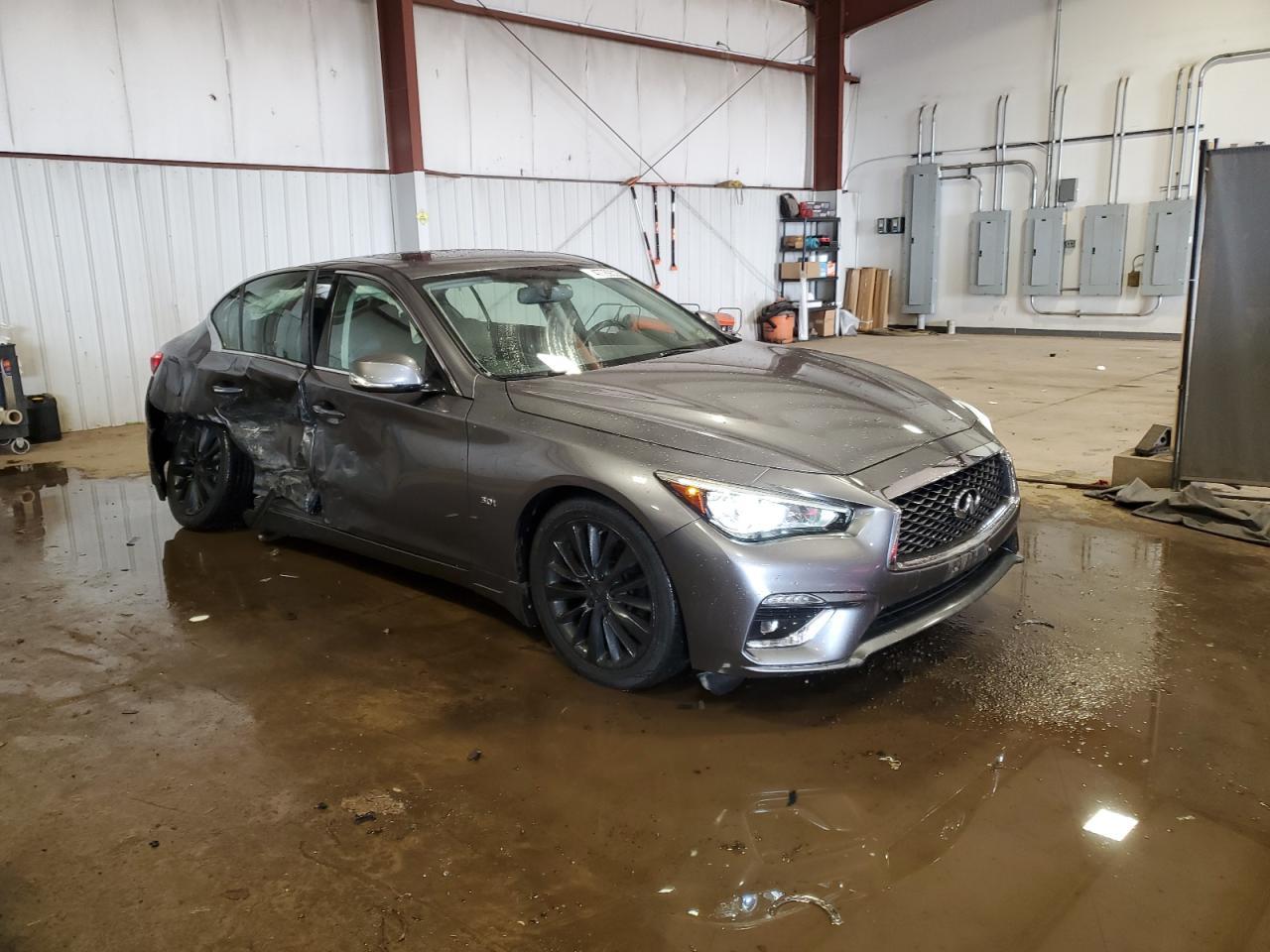 2018 INFINITI Q50 LUXE - Image 4