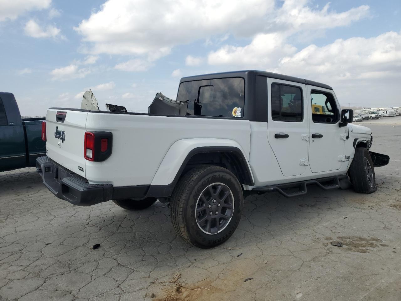 2023 JEEP GLADIATOR - Image 3
