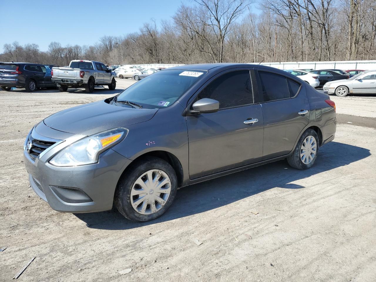 2016 NISSAN VERSA S
