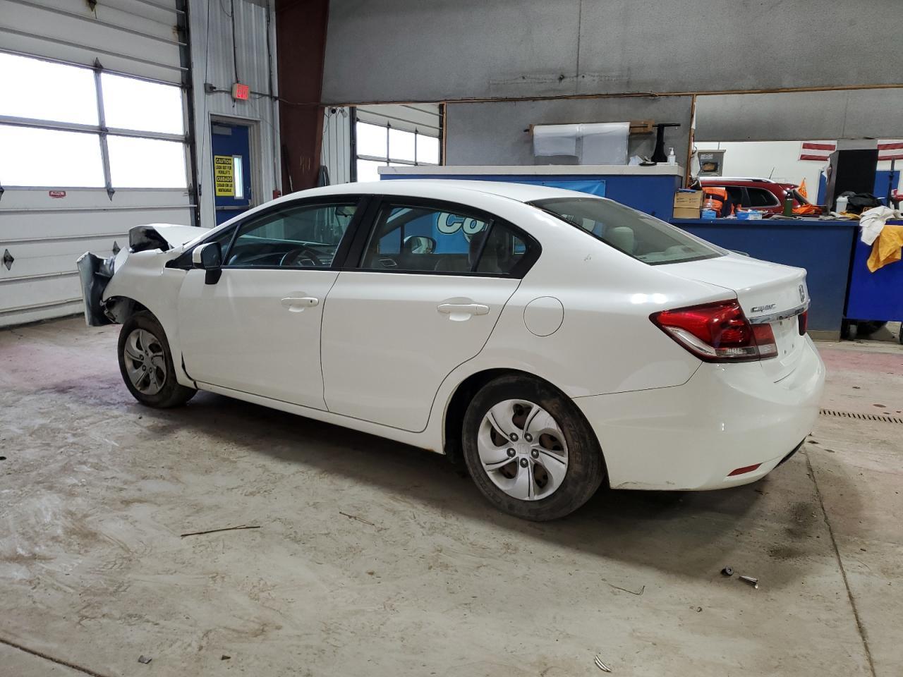 2015 HONDA CIVIC LX - Фото 2