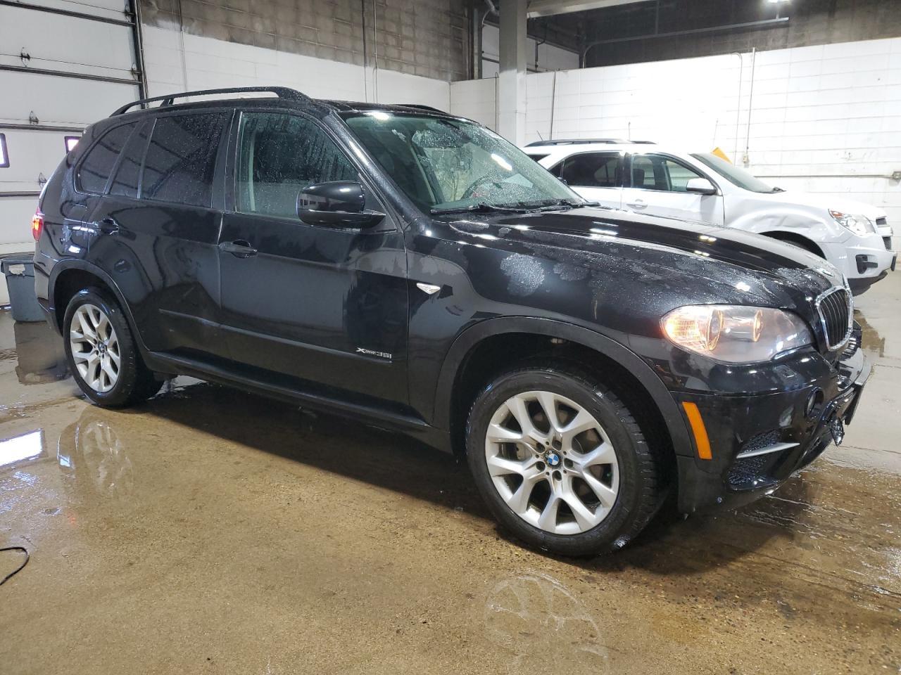 2011 BMW X5 XDRIVE3 - Image 4