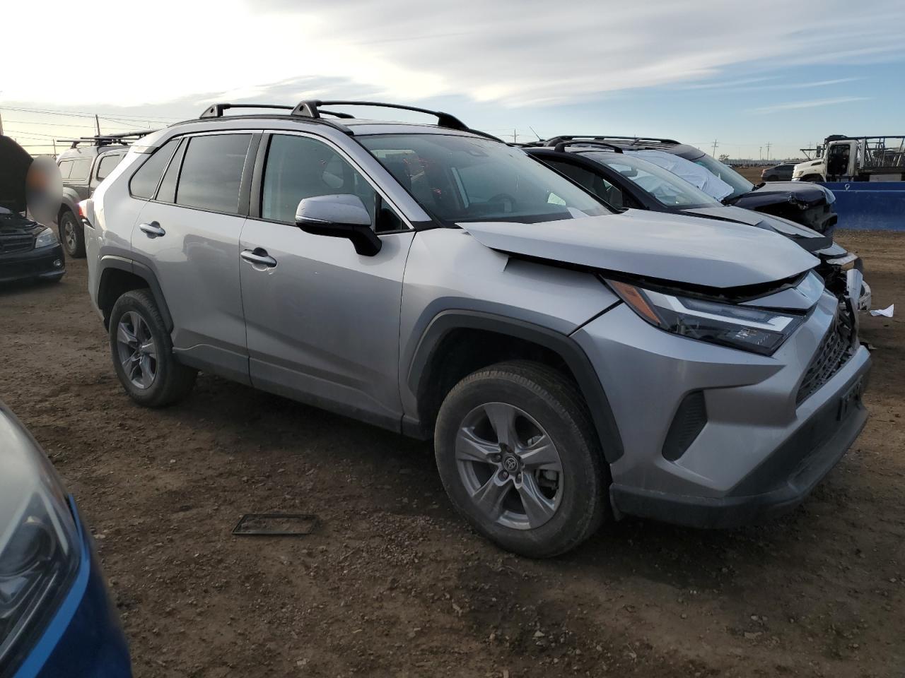 2022 TOYOTA RAV4 XLE - Image 4
