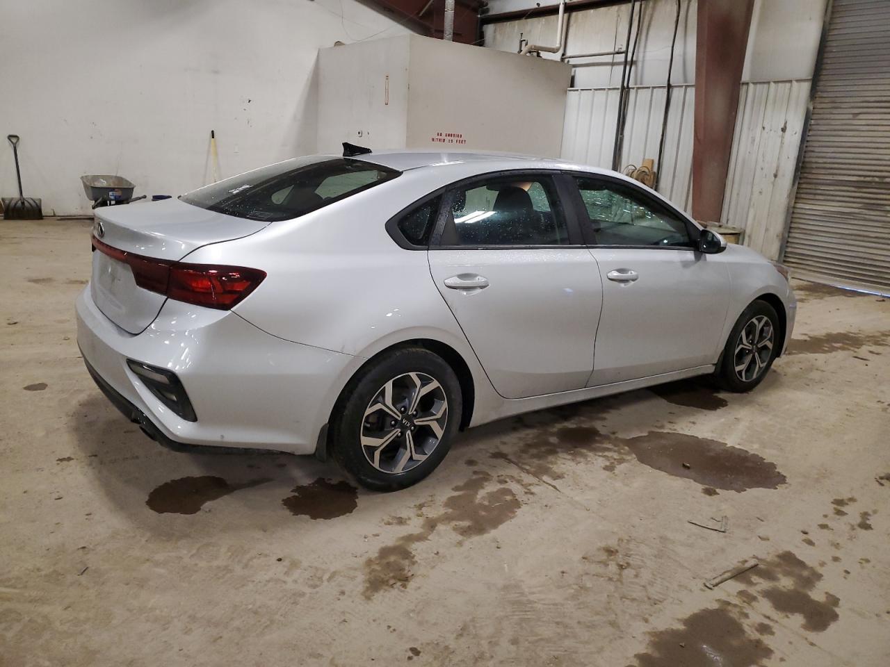 2020 KIA FORTE FE - Фото 3