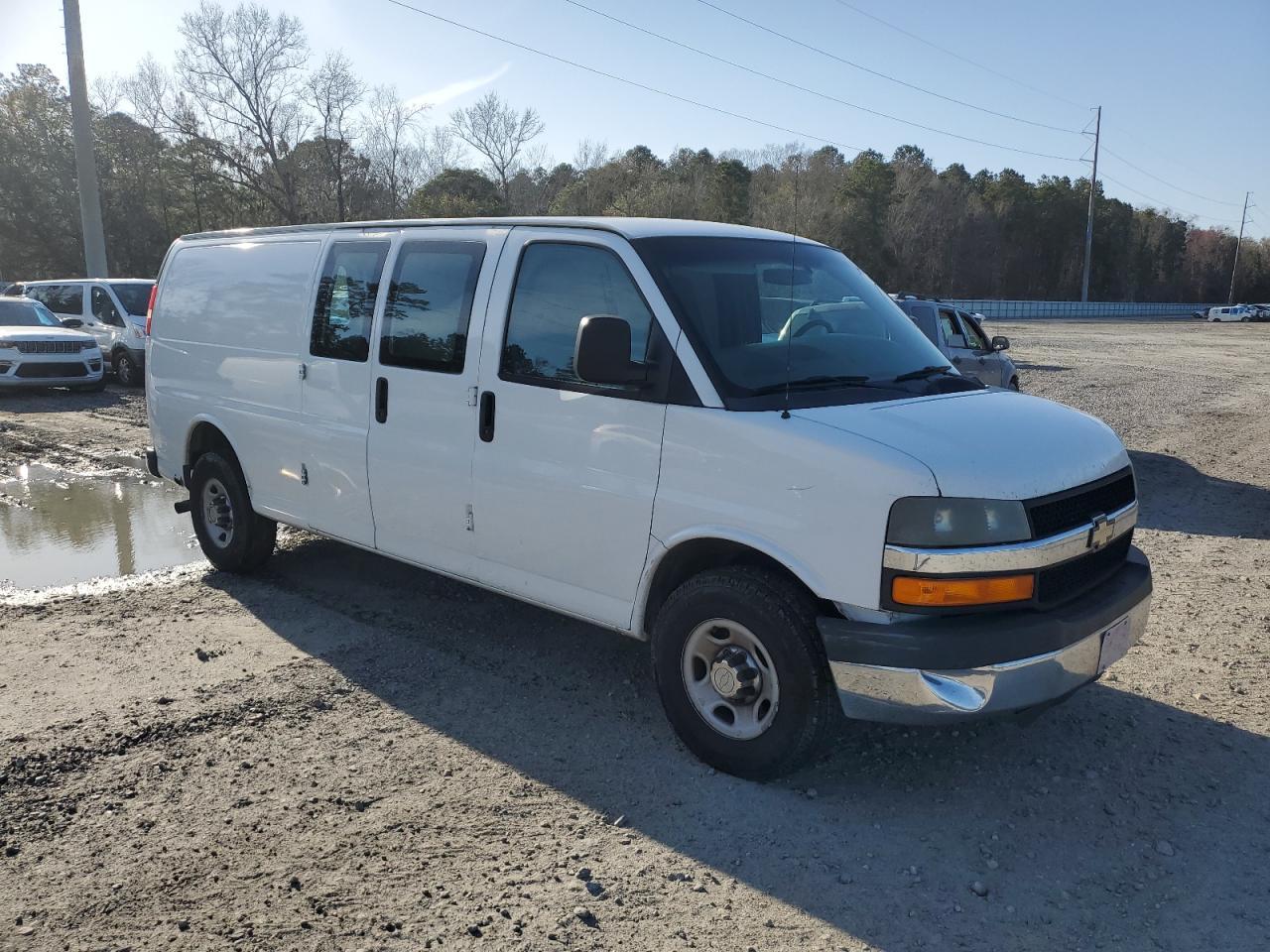 2012 CHEVROLET EXPRESS G2 - Image 4