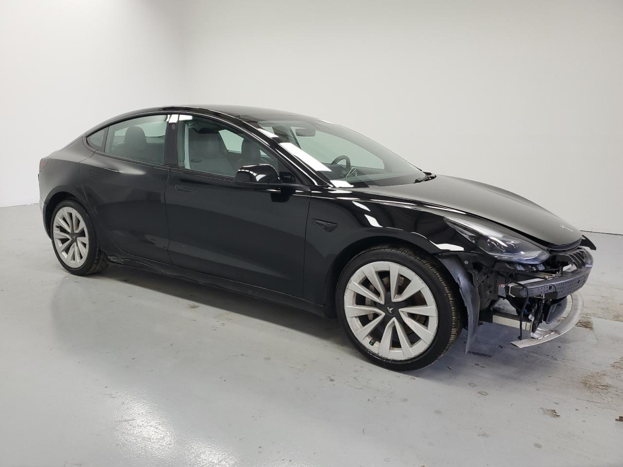 2022 TESLA MODEL 3 - Image 4